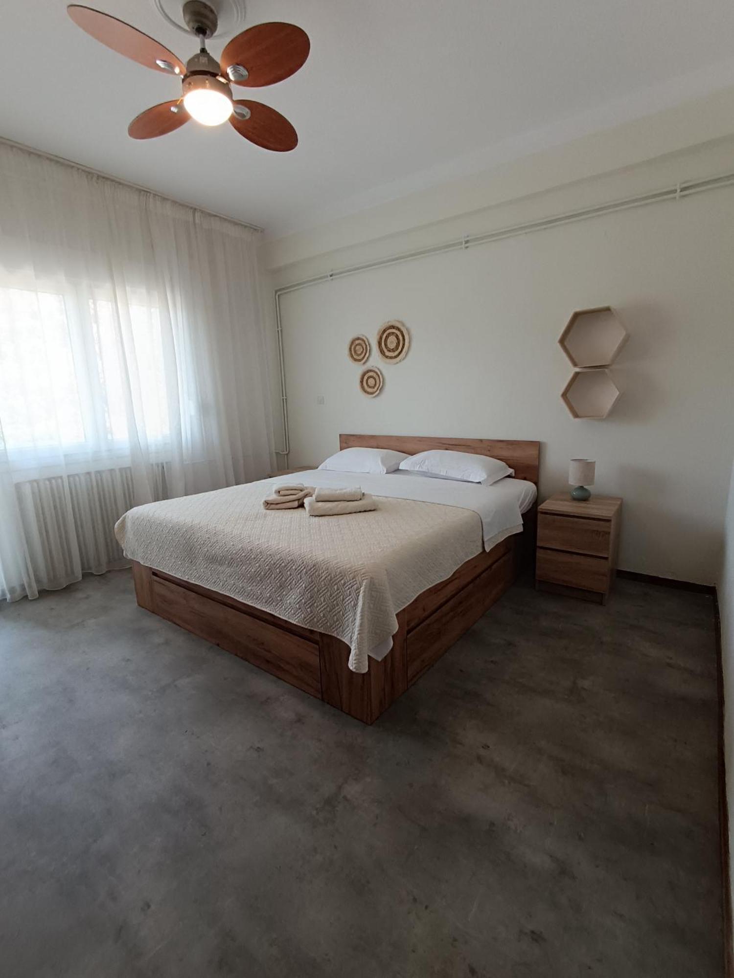 Sea View Palio Apartment Palaiontsiflikion Luaran gambar